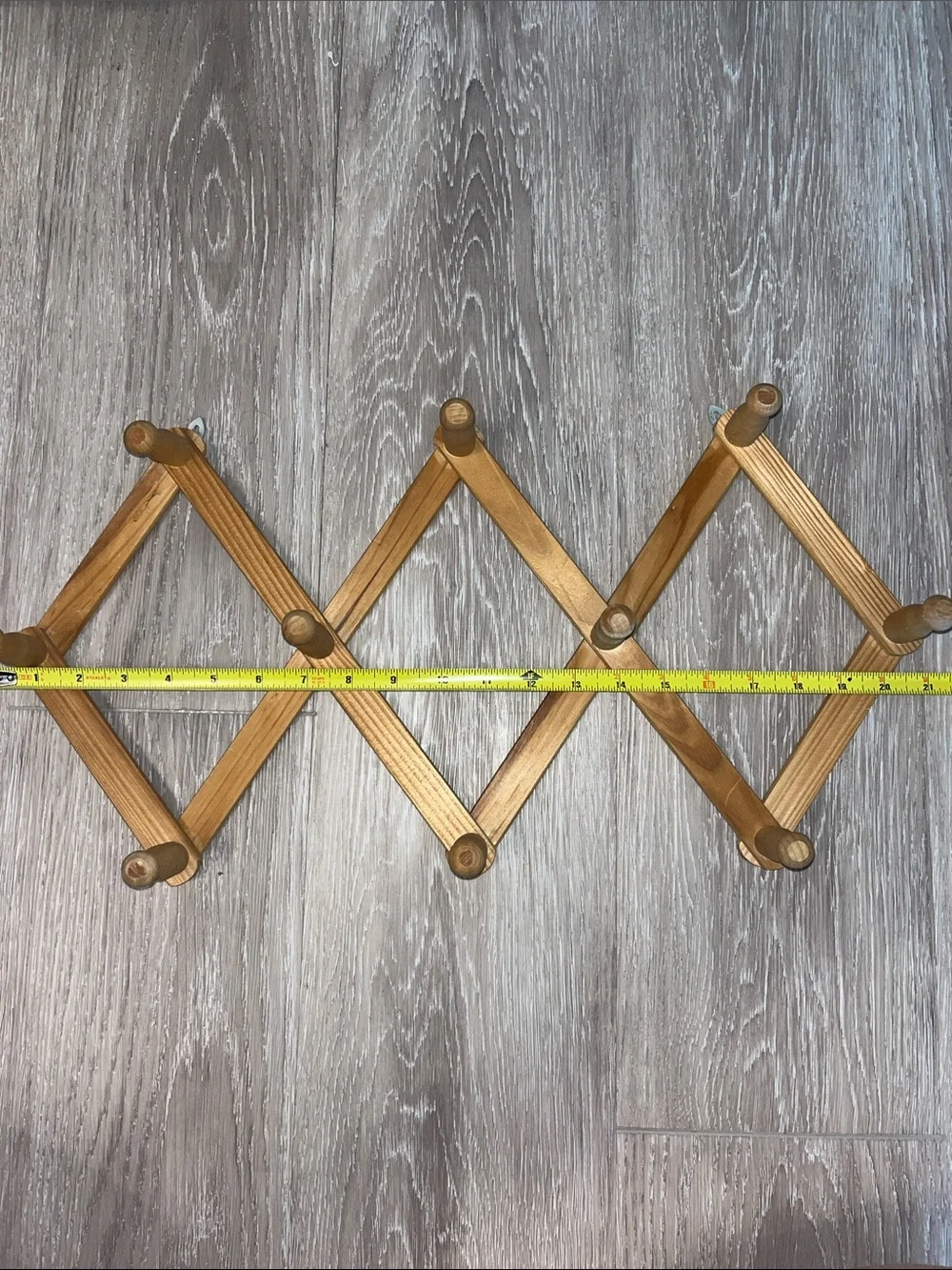 Unbranded expandable wooden